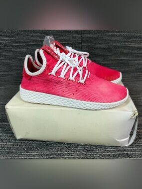 adidas Pharrell Williams Tennis HU J ‘Scarlet’ Unisex Sneakers Youth 5 New